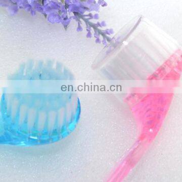 hot selling plastic transparent handle nail care products nail dust cleaning brush