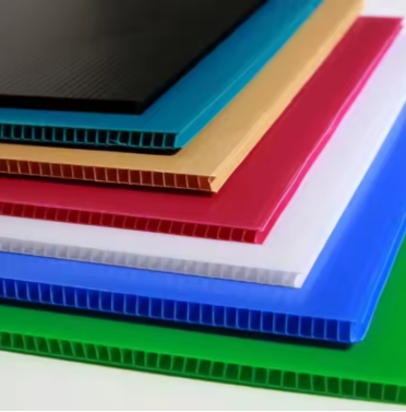 Wholesale 4x8ft PP Hollow Corrugated Plastic Sheets for Packaging & Signage