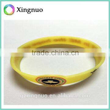 Bulk cheap debossed printing silicone rubber wristbands