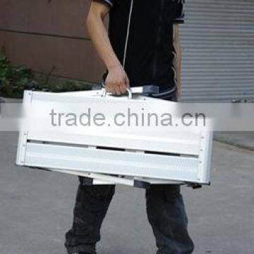 Aluminum work platform with handle