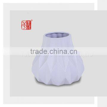 Made in China Large Ceramic Flower Vase for Decoration