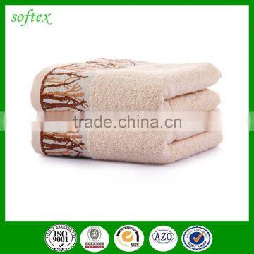 Hot Sale Luxury Embroidery Bamboo Face Towel photo-5