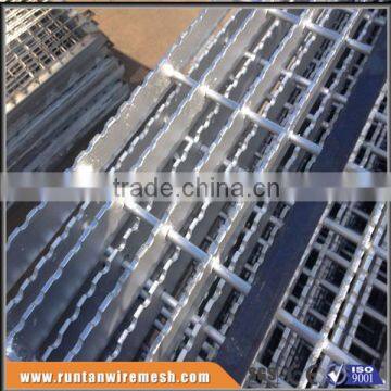 High quality hot dipped galvanized floor grating standards price (Trade Assurance)