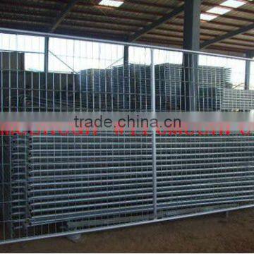 wire mesh fence panel China factory supplier