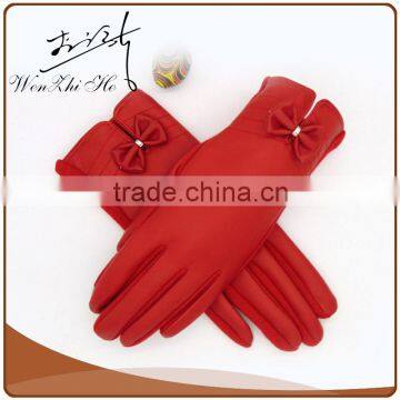 China Factory Made Girls Leather Gloves With Studs