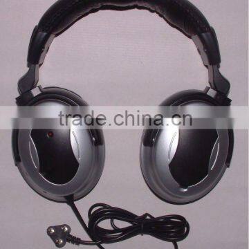 Airline foldable noise reduction headphone