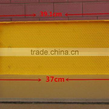 Beeswax Foundation Sheet Fro Beekeeping Use/ Plastic Foundation Sheet / Hot Sale Bee Foundation Sheet photo-3