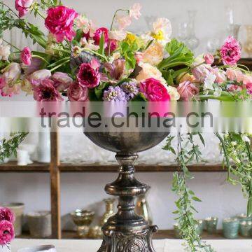 Royal Metal Decorative Wedding Decoration Vase, Antick Flower Vase for Decoration photo-3