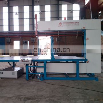 Automatic vertical foam cutting machine