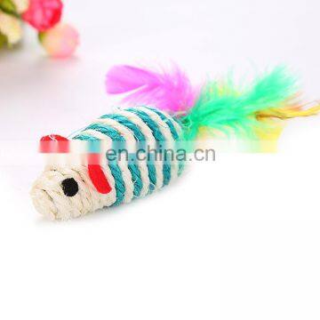 New Grinding Claw Sisal Mouse Shaped Cat Toy With Feather Tail Funny photo-4