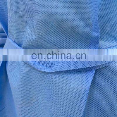 Disposable Women's Long Sleeve Safety Gowns in Hospital
