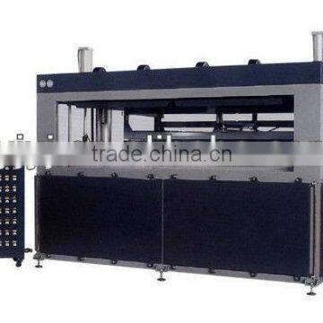 Semi-automatic dual work station plastic forming machine