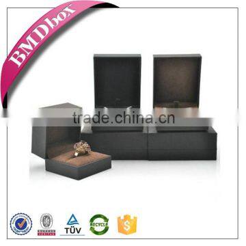 Small moq factory prices custom jewelry gift boxes cardboard