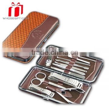 Hot Selling Fashionable 12pcs Nail Care Manicure Set/snake Pattern Bag Pedicure Kit/nail Beauty Sharper Kit At High Quality