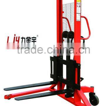 1/1.5/2.0 Tons straddle carrier manual hydraulic crane