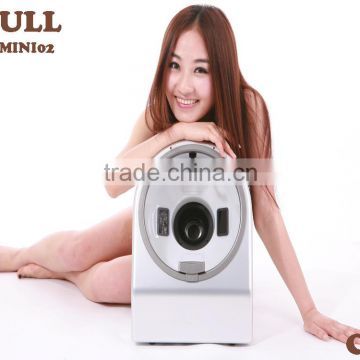 Professional skin analyzer/magic mirror for salon use