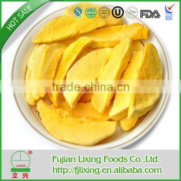 crispy fruits of Freeze-dried mango