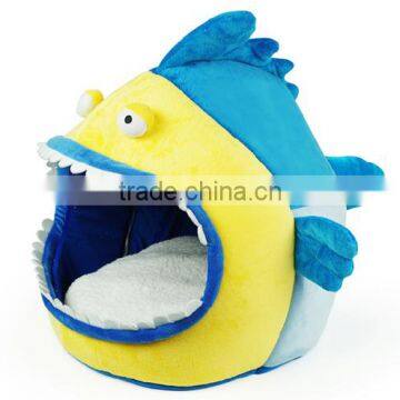 2014 New Cute Whale Shaped Dog Room Dog House