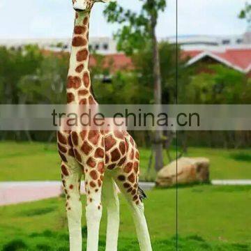 2017 wholesale artificial man-made giraffe for garden ornament