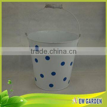 OEM Cheap Useful Barrel Shape Decorative Metal Hanging Basket Planters photo-4