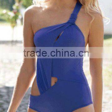 Nice and fit swimming wear for hot body