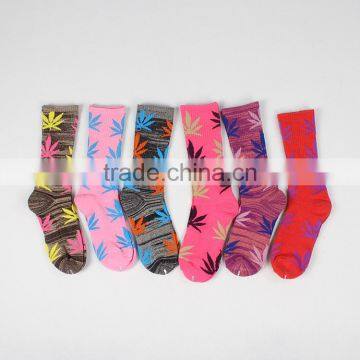 Bulk Wholesale Promotion Most Popular Maple Sports men socks