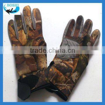 fashion Camo resistant neoprene gloves