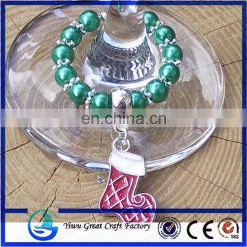 Unique CHRISTMAS Red Green & Silver Glass Pearl Silver Snowflake Wine Glass Charms