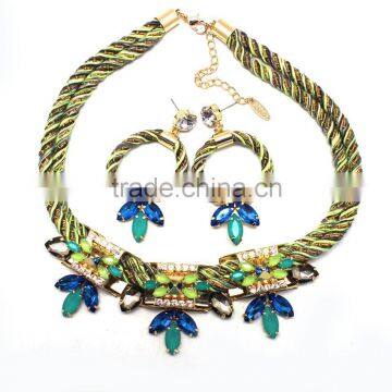 Latest design popular fashion african beads jewelry Set handmade indian jewelry necklace and earring bracelet set