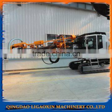 Integrated DTH hydraulic crawler drilling rig by the factory test