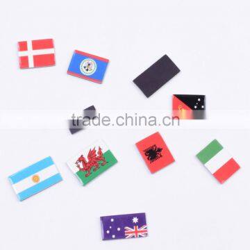 2016 new fashion personalized custom magnetic flag toy