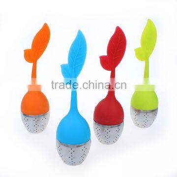 Two pieces of leaves shape silicone tea infuser bottle