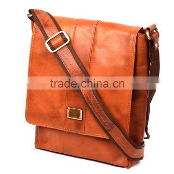 TEAKWOOD LEATHER REAL GENUINE MESSENGER BAG