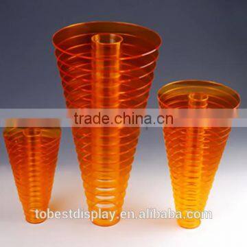 Excellent Craft High Clear Heart Shaped Acrylic Vases Wholesale for Home Decoration Manufacturer photo-3