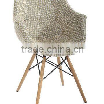 modern soft seat chair with wooden legs