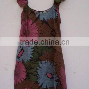 Cotton floral design pattern printed knitted length girls wear dress / Fashionable printed dress