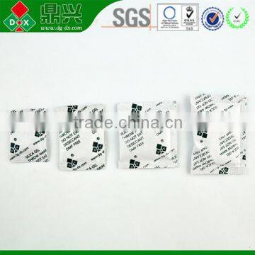 Desiccant silica gel packed by fabric