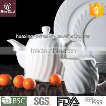 Huaxing oem odm factory embossment super white porcelain dinner sets