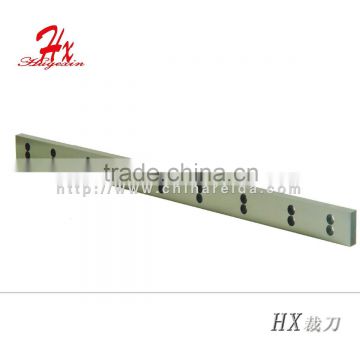 Steelastic Steel Cord Blade used in tire cutting workshop