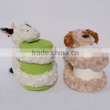 Plush blanket with dog toys