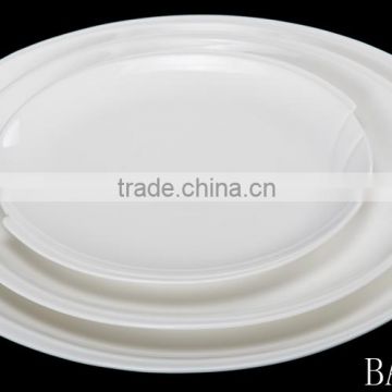 Multi size round shaped modern porcelain plates restaurant and hotel