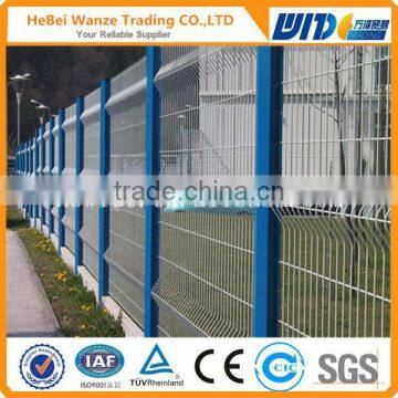 Green xinyl coated welded wire mesh fence high quality welded wire mesh fence by TUV Rheinland