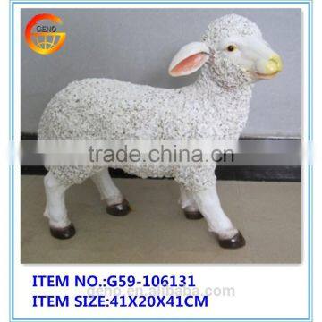 Hot selling sheep figurines resin animal