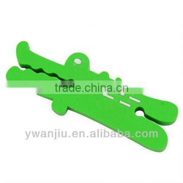 Supply creative crocodile earphone bobbin winder