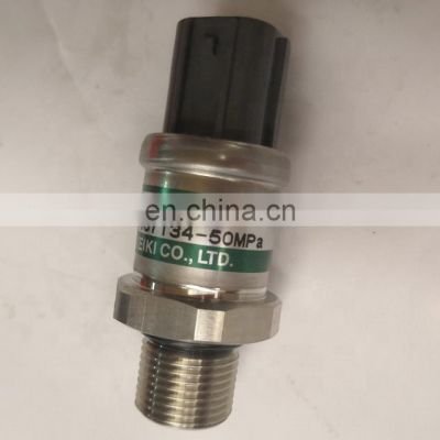 4436271 KM11EX200-2 EX200-3 EX200-5  Excavator pressure switch