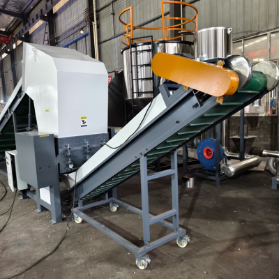 Model 800 Plastic Crusher