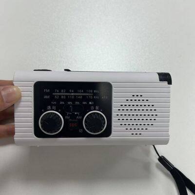 BSG-318Multifunction Solar Emergency Radio with Power Bank, Hand Crank, 4000/8000mAh Battery, SOS Alarm, Flashlight & iPhone 15 Charging