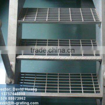 galvanized ball joint hand railing. galvanized hand rails. galvanized steel stair handrailing