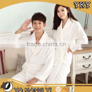 Yakangyi High Quality White Colour Softextile Terry Cloth Bathrobe For Men / Women