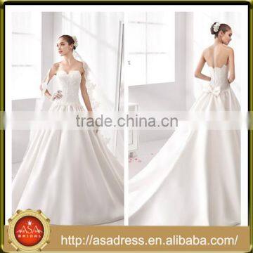 A36 2016 Classic Sweetheart Low Back Formal Wedding Party Gown Appliqued Crystal Beaded Bodice Wedding Dress Princess